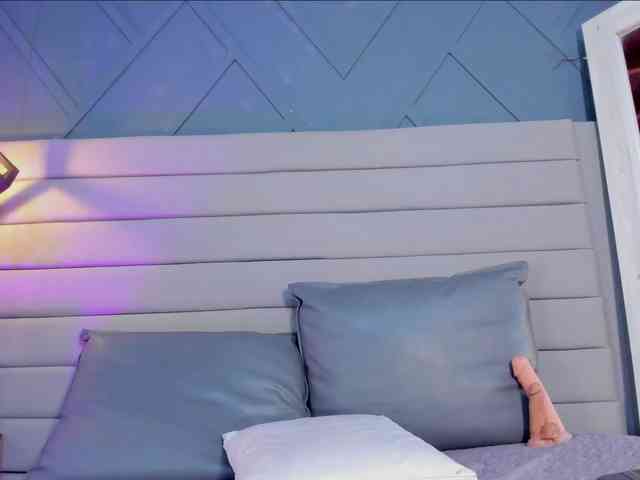 Mia-ferrarii webcam