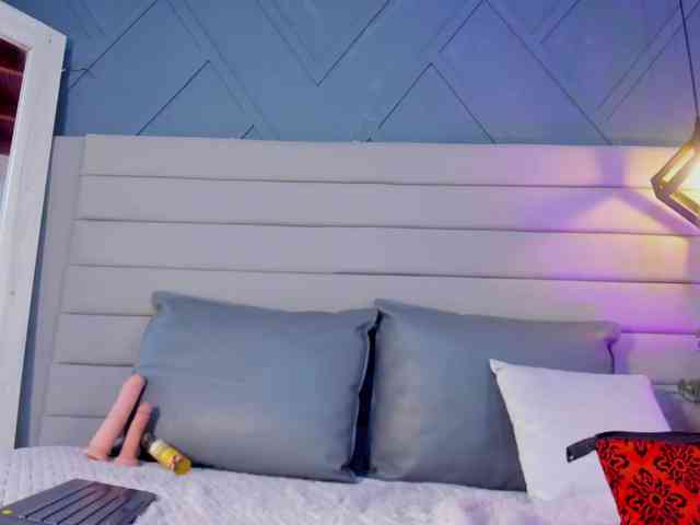 Mia-ferrarii webcam