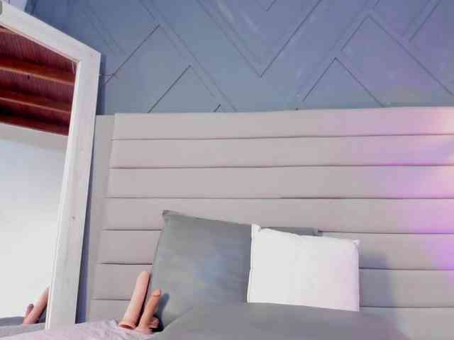 Mia-ferrarii webcam