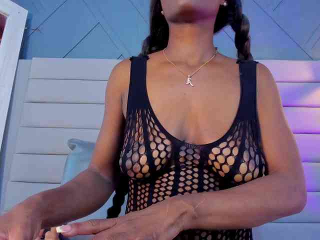 Mia-ferrarii webcam