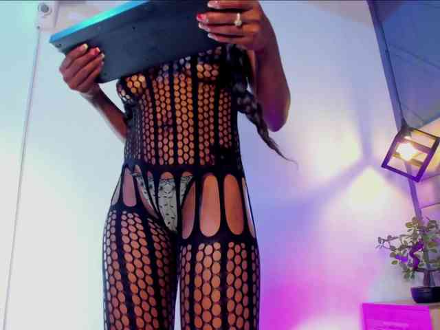 Mia-ferrarii webcam