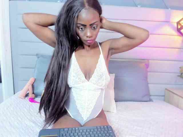 Mia-ferrarii webcam