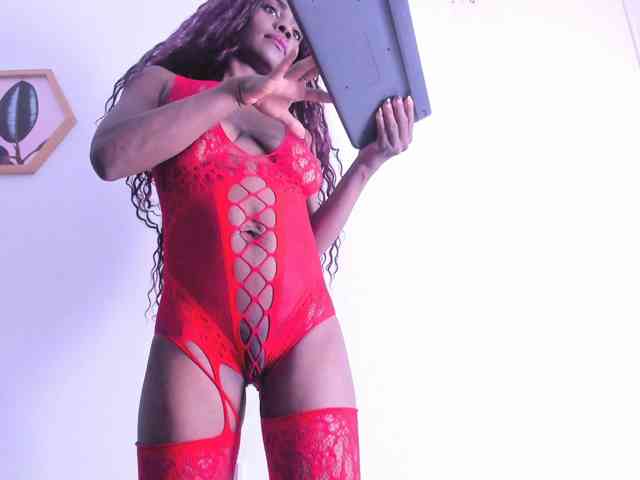 Mia-ferrarii webcam