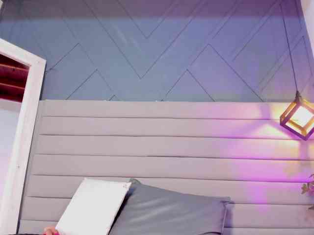 Mia-ferrarii webcam