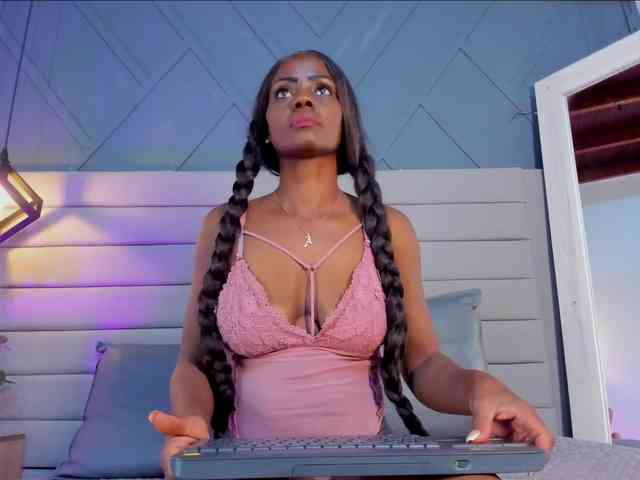 Mia-ferrarii webcam