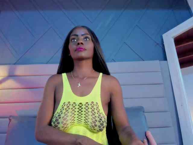 Mia-ferrarii webcam