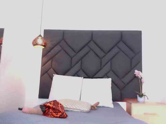Mia-ferrarii webcam