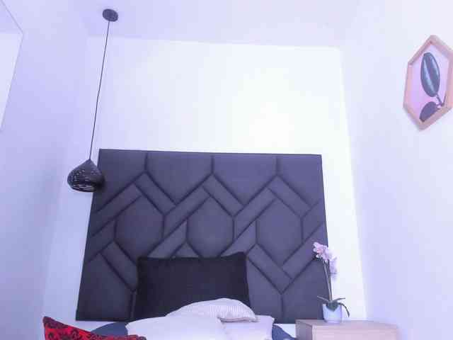 Mia-ferrarii webcam