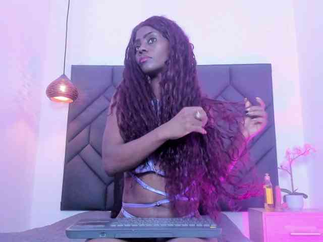 Mia-ferrarii webcam