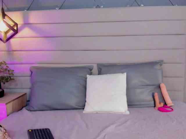 Mia-ferrarii webcam