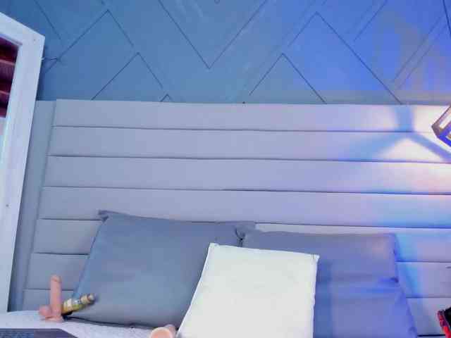 Mia-ferrarii webcam