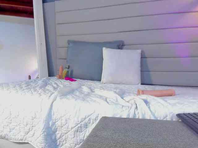 Mia-ferrarii webcam