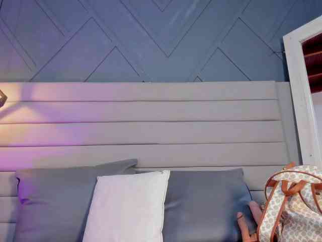 Mia-ferrarii webcam