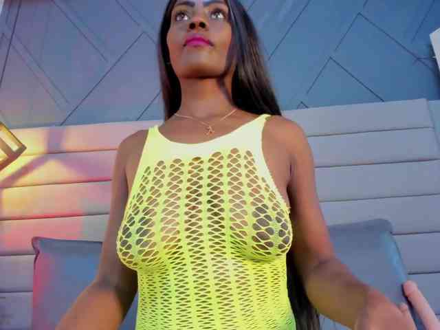 Mia-ferrarii webcam