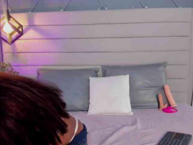 Mia-ferrarii webcam