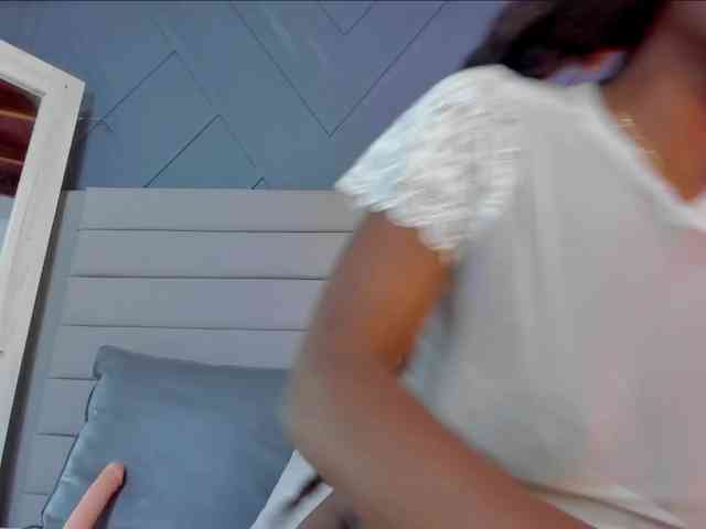 Mia-ferrarii webcam