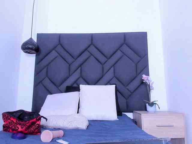 Mia-ferrarii webcam