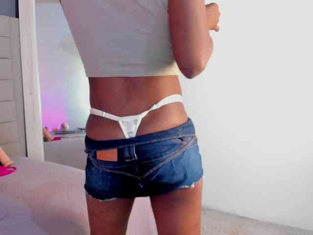 Mia-ferrarii webcam