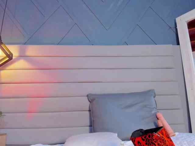 Mia-ferrarii webcam