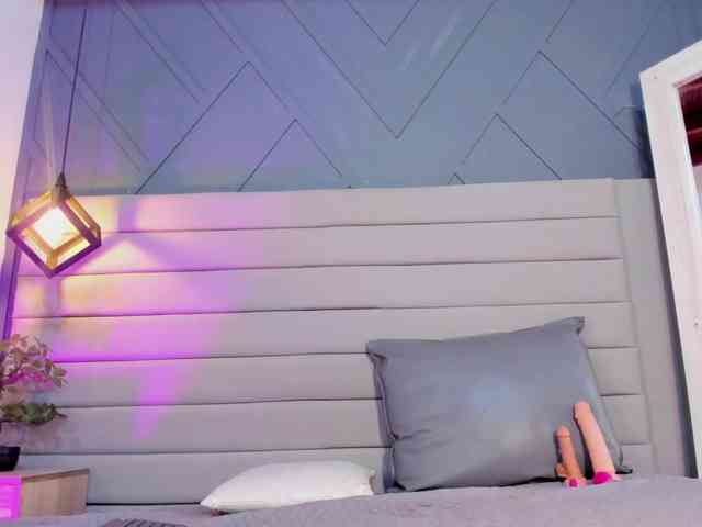 Mia-ferrarii webcam