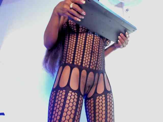 Mia-ferrarii webcam