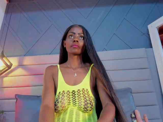Mia-ferrarii webcam