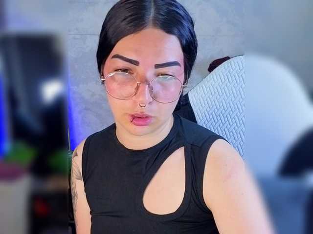 mia-jons2