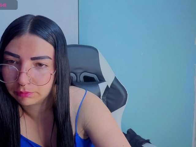 mia-jons2 live cam on BongaCams