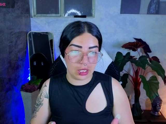 mia-jons2