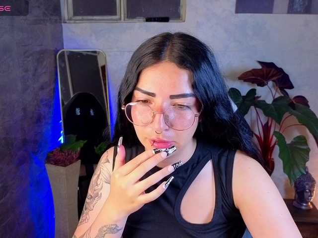 mia-jons2 live webcam show