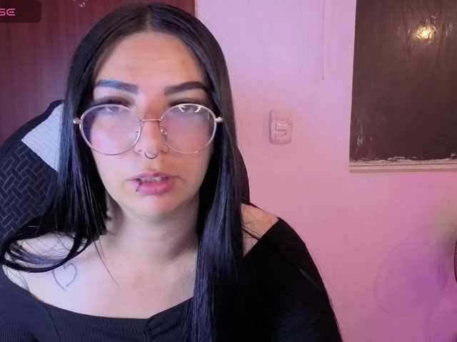 mia-jons2 live cam on BongaCams