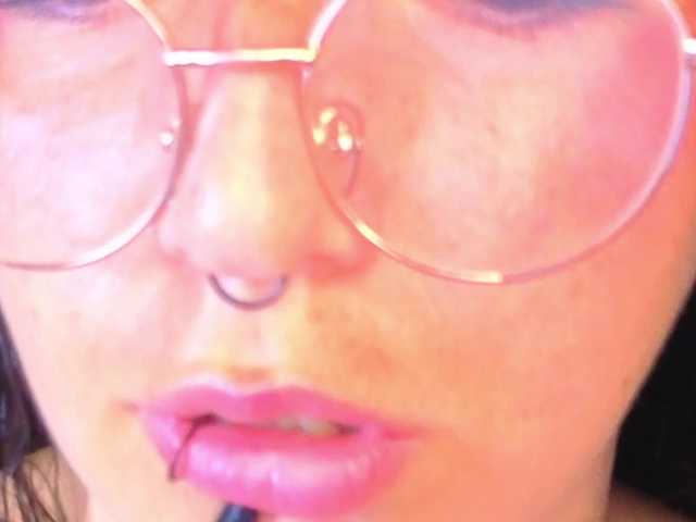 mia-jons2 live cam on BongaCams
