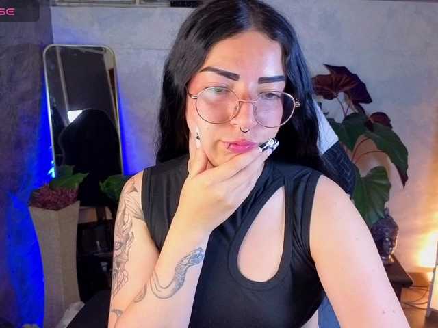 mia-jons2 live webcam show