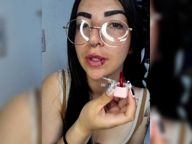 mia-jons2 live webcam show