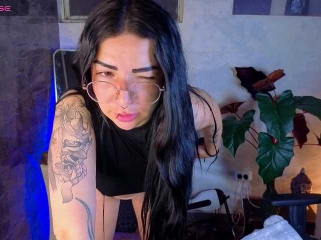 mia-jons2 live webcam show