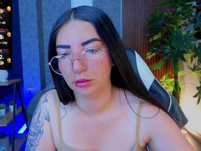 mia-jons2 live webcam show