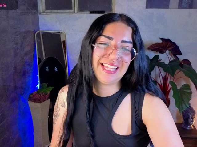 mia-jons2 live webcam show
