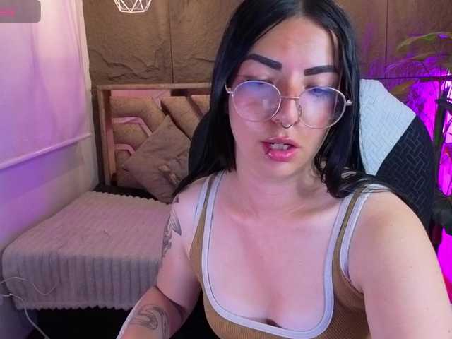 mia-jons2