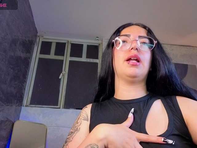 mia-jons2 live webcam show