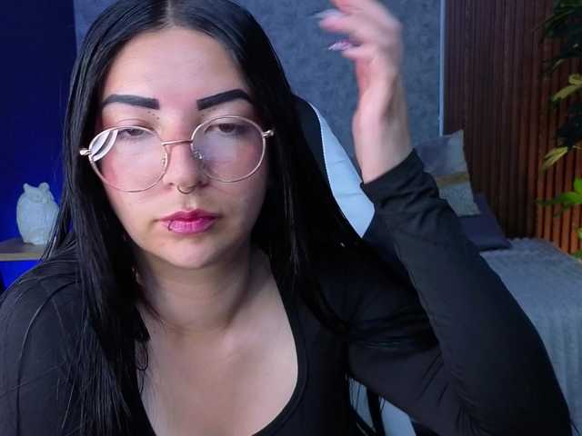mia-jons2 live cam on BongaCams
