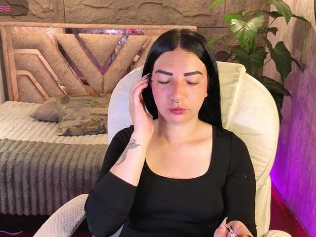 mia-jons2 live cam on BongaCams