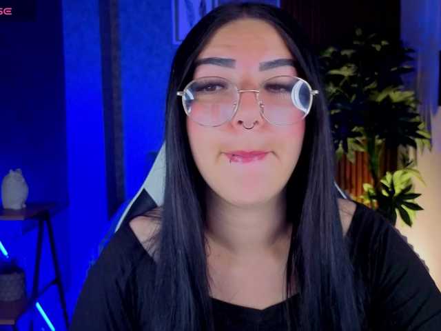 mia-jons2 live cam on BongaCams