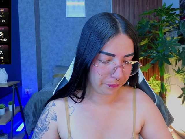 mia-jons2 live webcam show