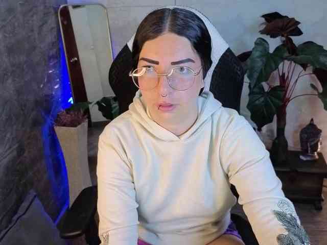 mia-jons2 webcam