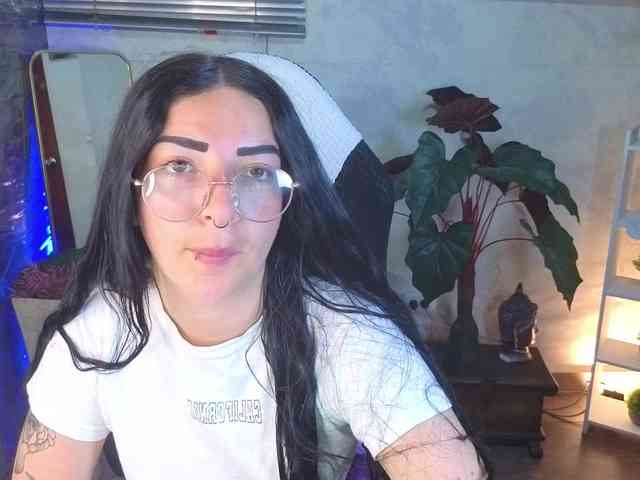 mia-jons2 webcam