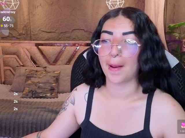mia-jons2 webcam
