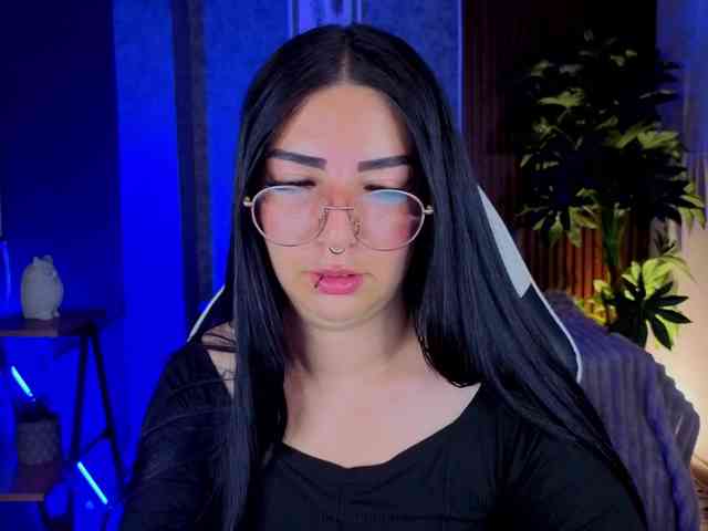 mia-jons2 webcam