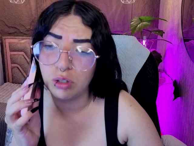 mia-jons2 webcam