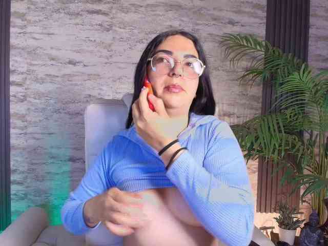 mia-jons2 webcam