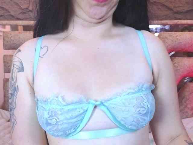 mia-jons2 webcam